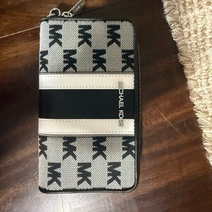 Michael Kors Monogram Black and White Zip Wallet